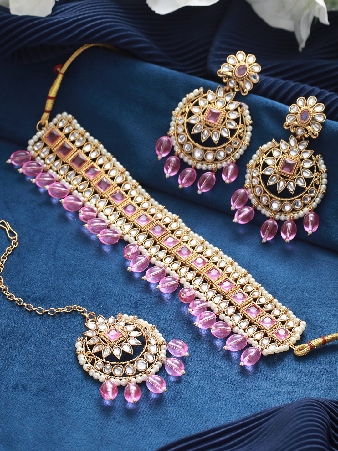 Gold-Plated Pink & White Kundan Studded & Pearl Beaded Choker Jewellery Set With Maangtikka