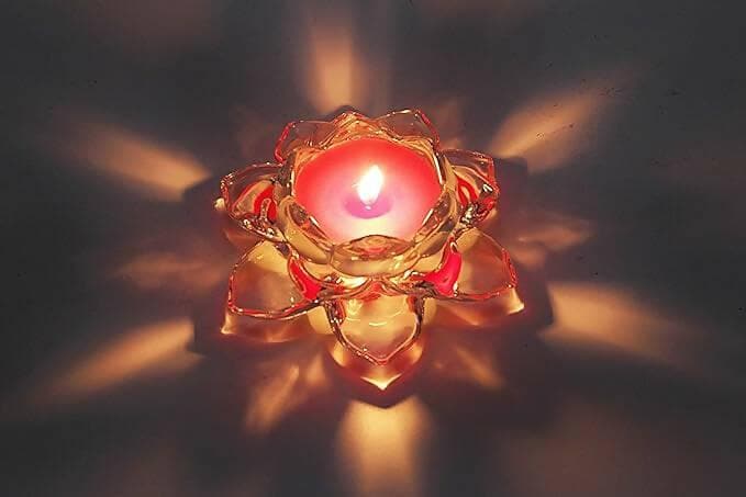 PROSPERRO LUMO Glass Lotus Candle (4.72 X 2 Inches) - HalfPe