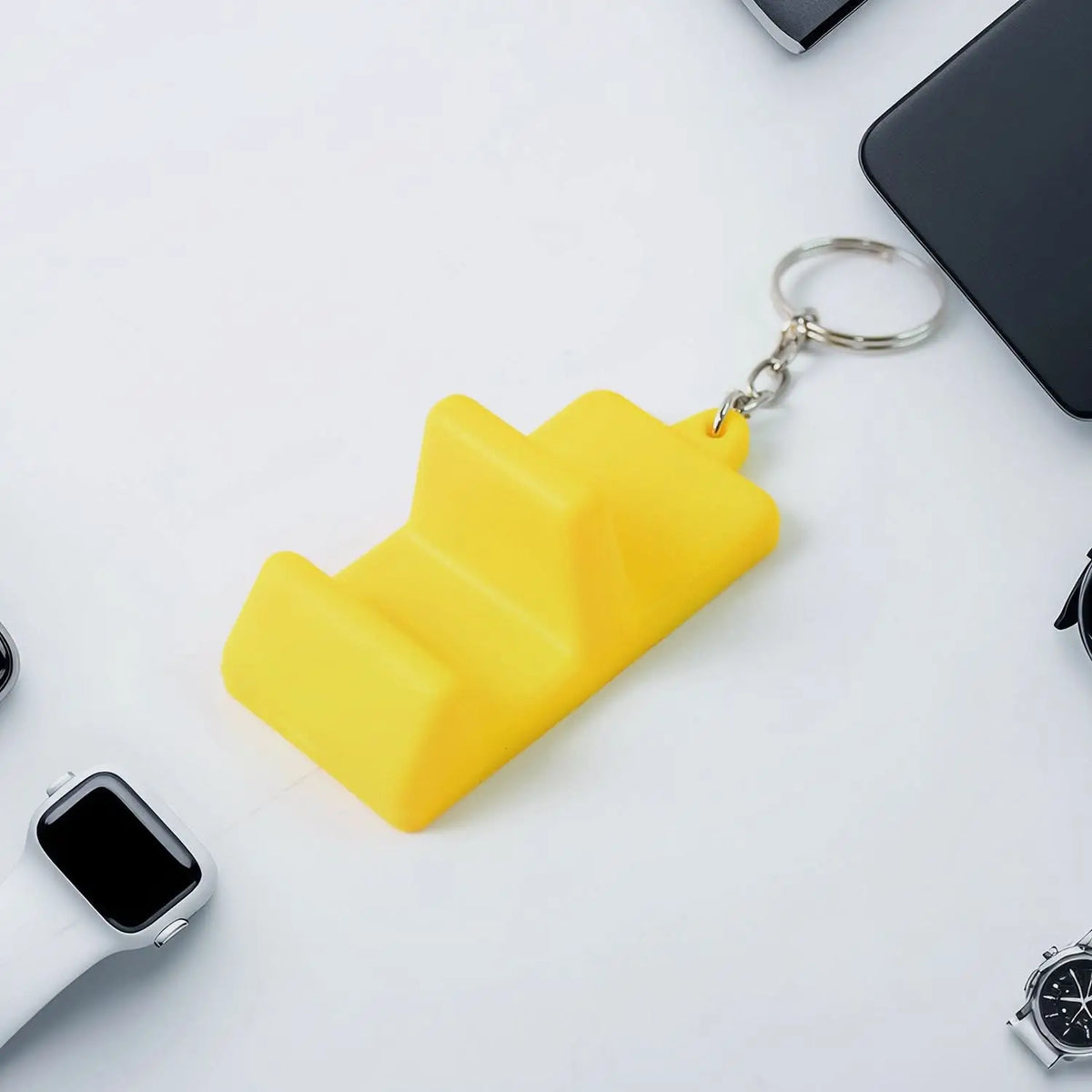Plastic 2-in-1 Mobile Stand Keychain (1 Pc) HP DD