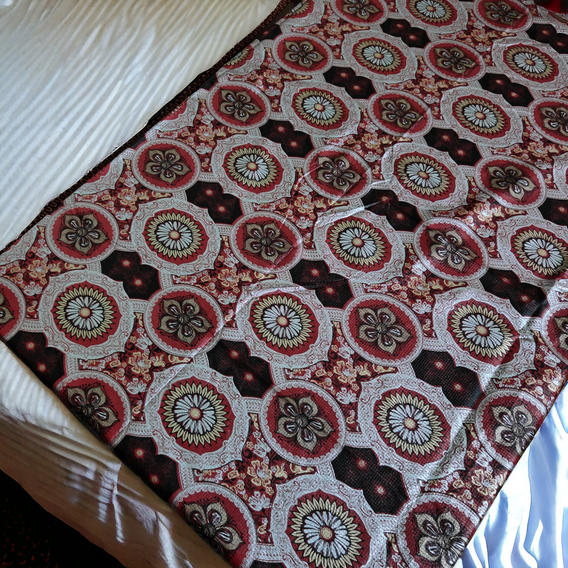 1742901759266-0267f27a43cc4757-03E742609263B78A377587C174F64A2A