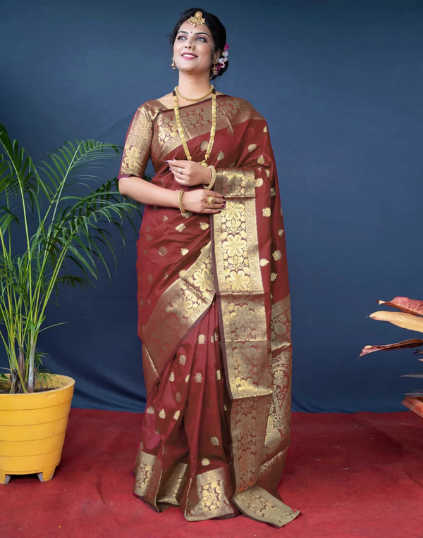AXONIT Royal Emerald Jacquard Saree with Broad Golden Zari Border & Pallu