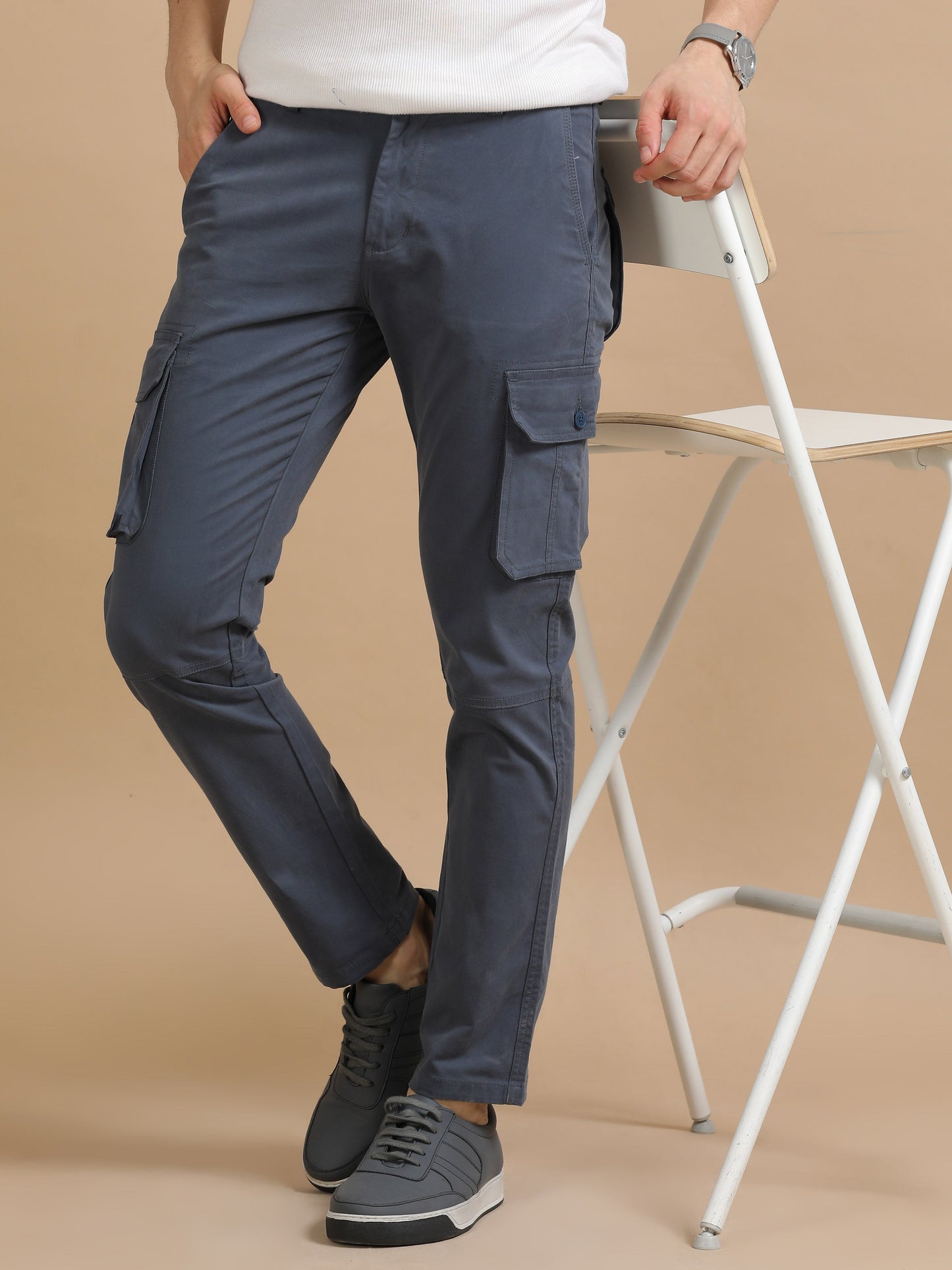 Men Dark Grey Plain Cargo Gap Twill Lycra Casual Joggers