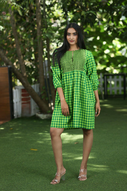 Fiona Neon Green Checkered Cotton Dress With Lace Yoke And Relaxed Silhouette Studio Sienna