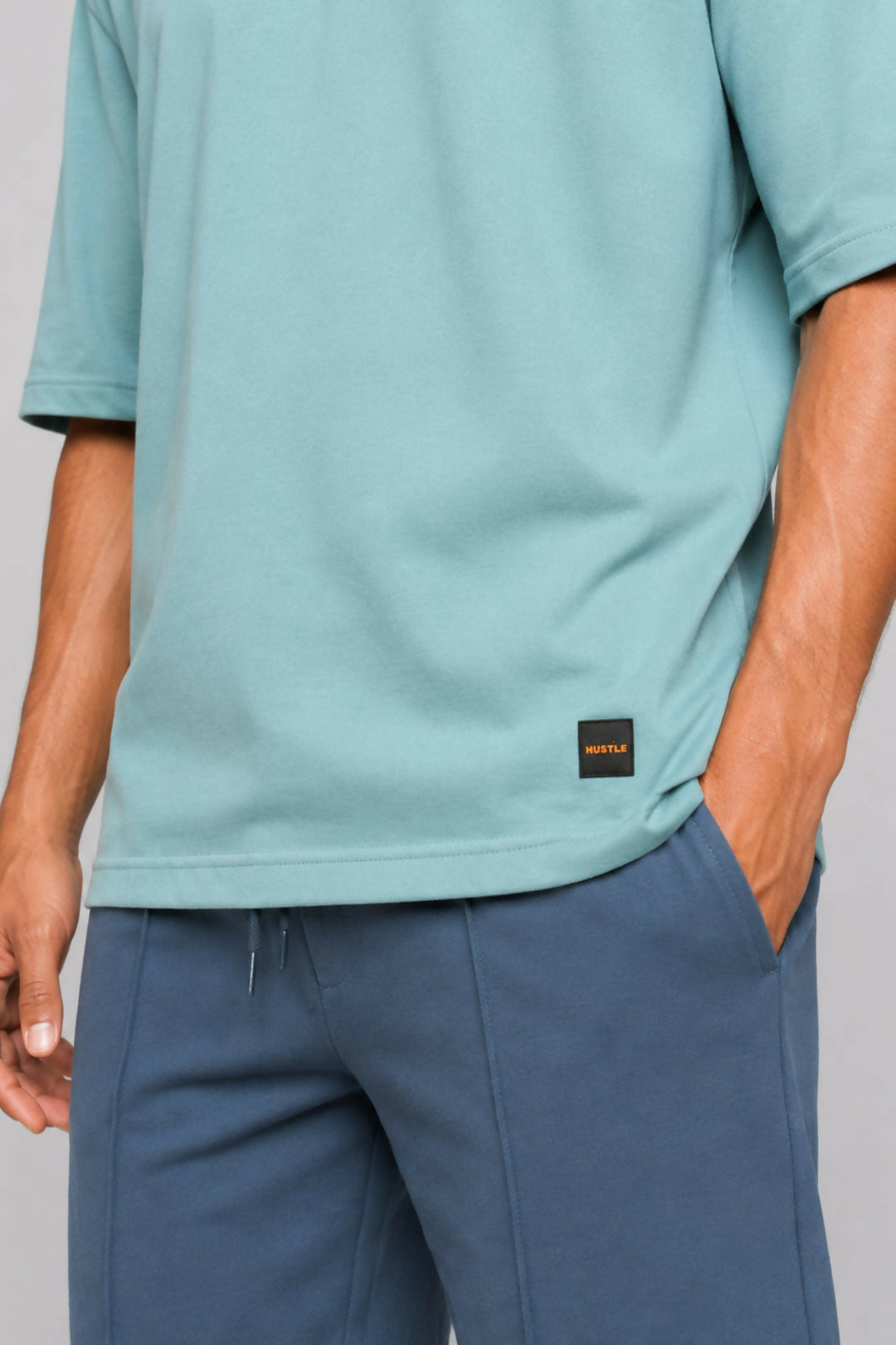 HUSTLE Men's Crew Neck Oversized T-Shirt – Mint Blue