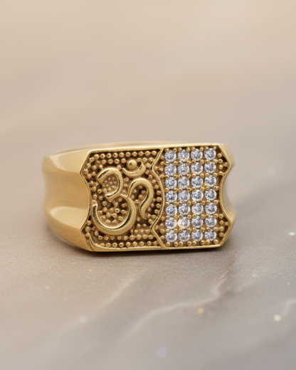 Voguish Gold Plated Emerald Finger Ring for Men – Ethnic Casual Wear MAITRY ENTERPRISE