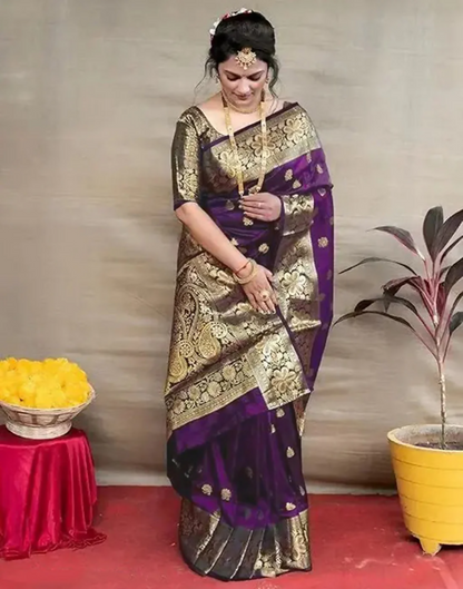 AXONIT Royal Emerald Jacquard Saree with Broad Golden Zari Border & Pallu