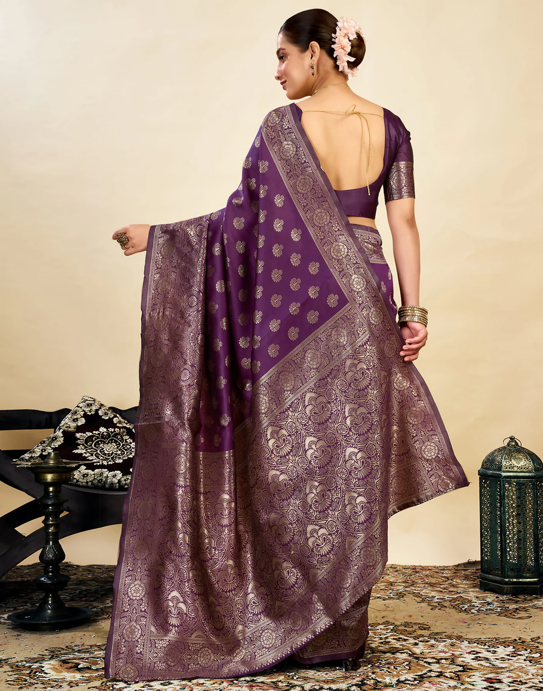 Royal Emerald Jacquard Saree with Golden Zari Work & Heavy Brocade Border