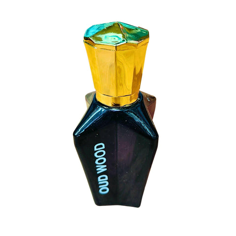 Tom Ford Combo Pack Of Oud Wood, Bakhoor, Mukhallat, Amber Perfumes for men (Pack Of 4, 400ml) - HalfPe