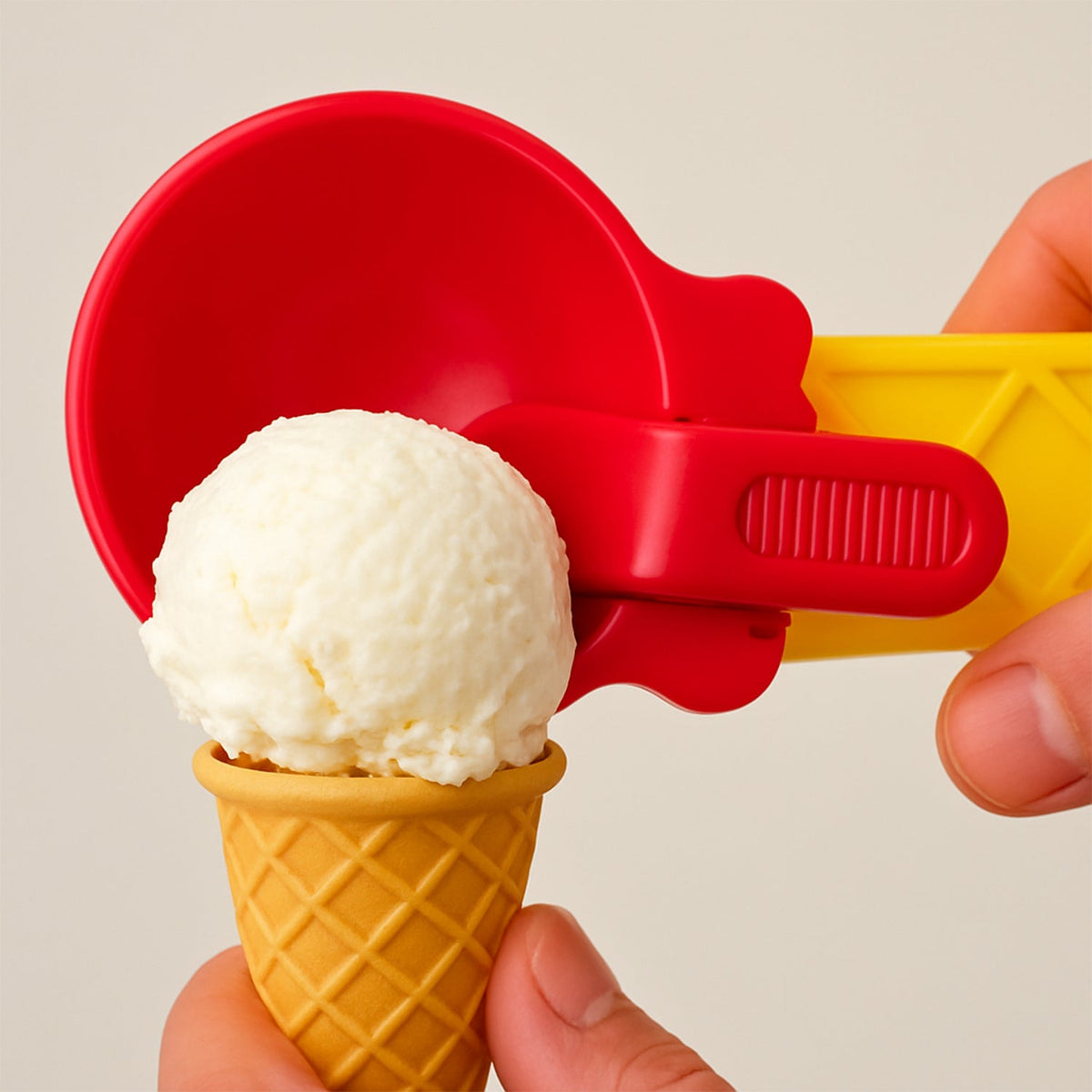 1-piece Plastic Ice Cream  Watermelon Scooper With Trigger Dipper HP DD