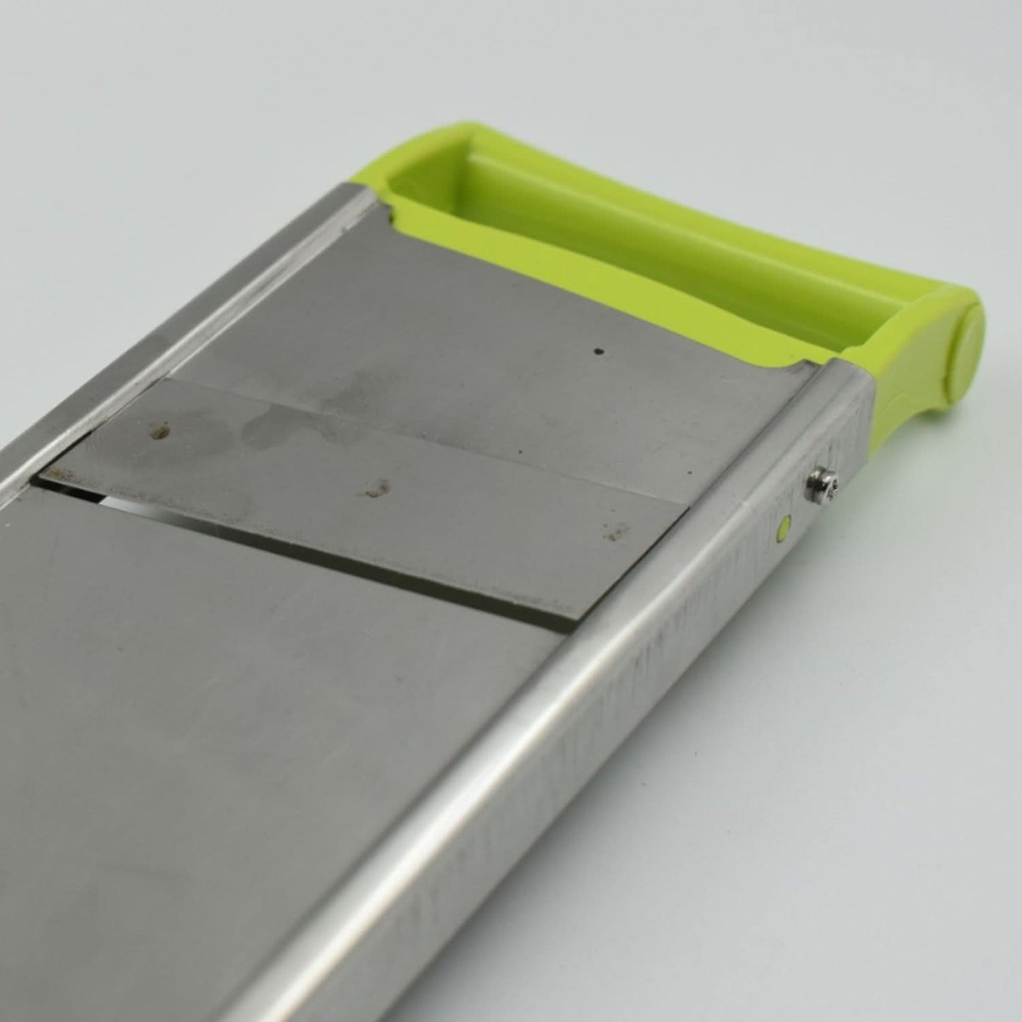 2-in-1 Potato Slicer – Multifunctional Vegetable Cutter with Julienne & Slicing Blades