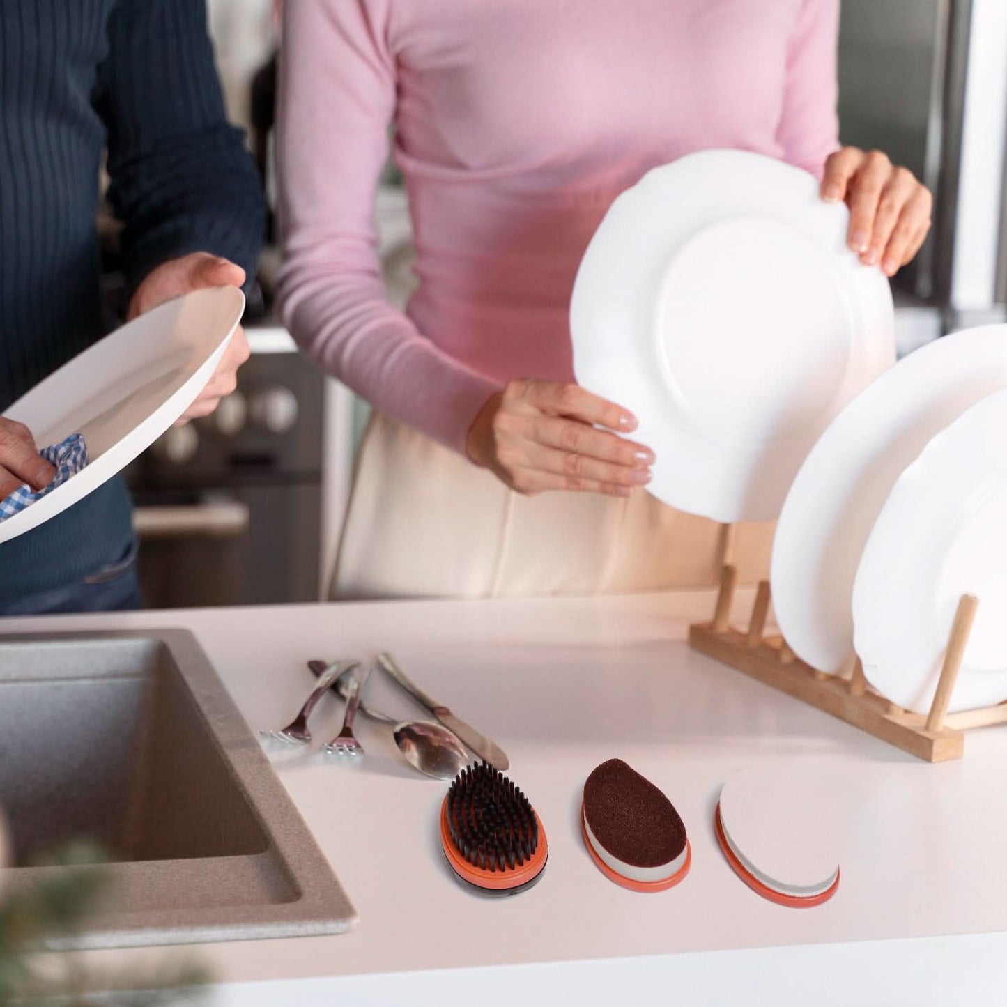 3-in-1 Multipurpose Cleaning Brush – Compact Tool for Bottles, Lids, and Hard-to-Reach Areas