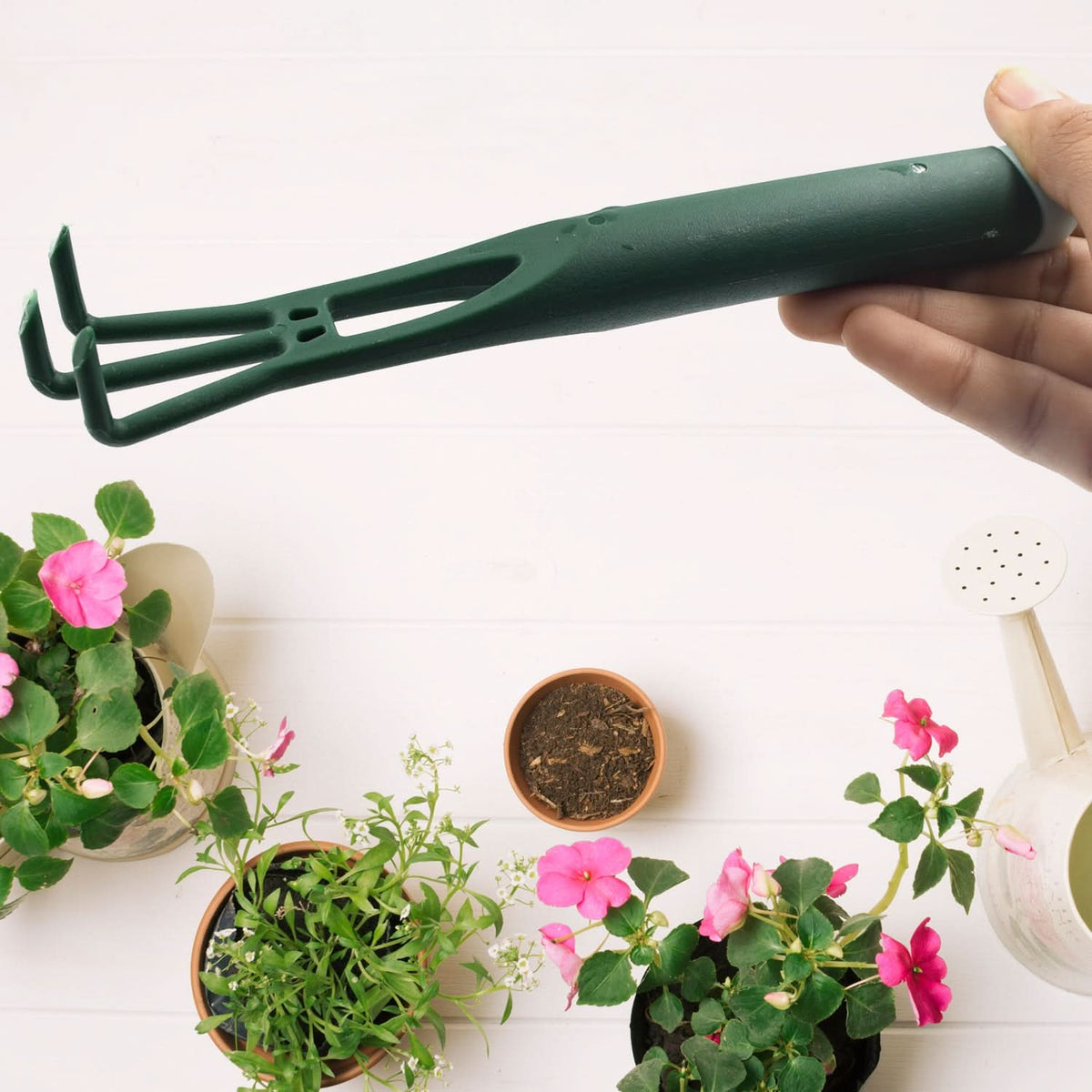 Heavy-Duty Garden Hand Trowel – Mini Planter & Potting Tool HP DD