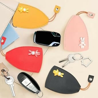 PU Leather Pull-Out Car Key Case Cute Cartoon Key Holder with Large Capacity Creative Multi-Color Key Bag for Men & Women