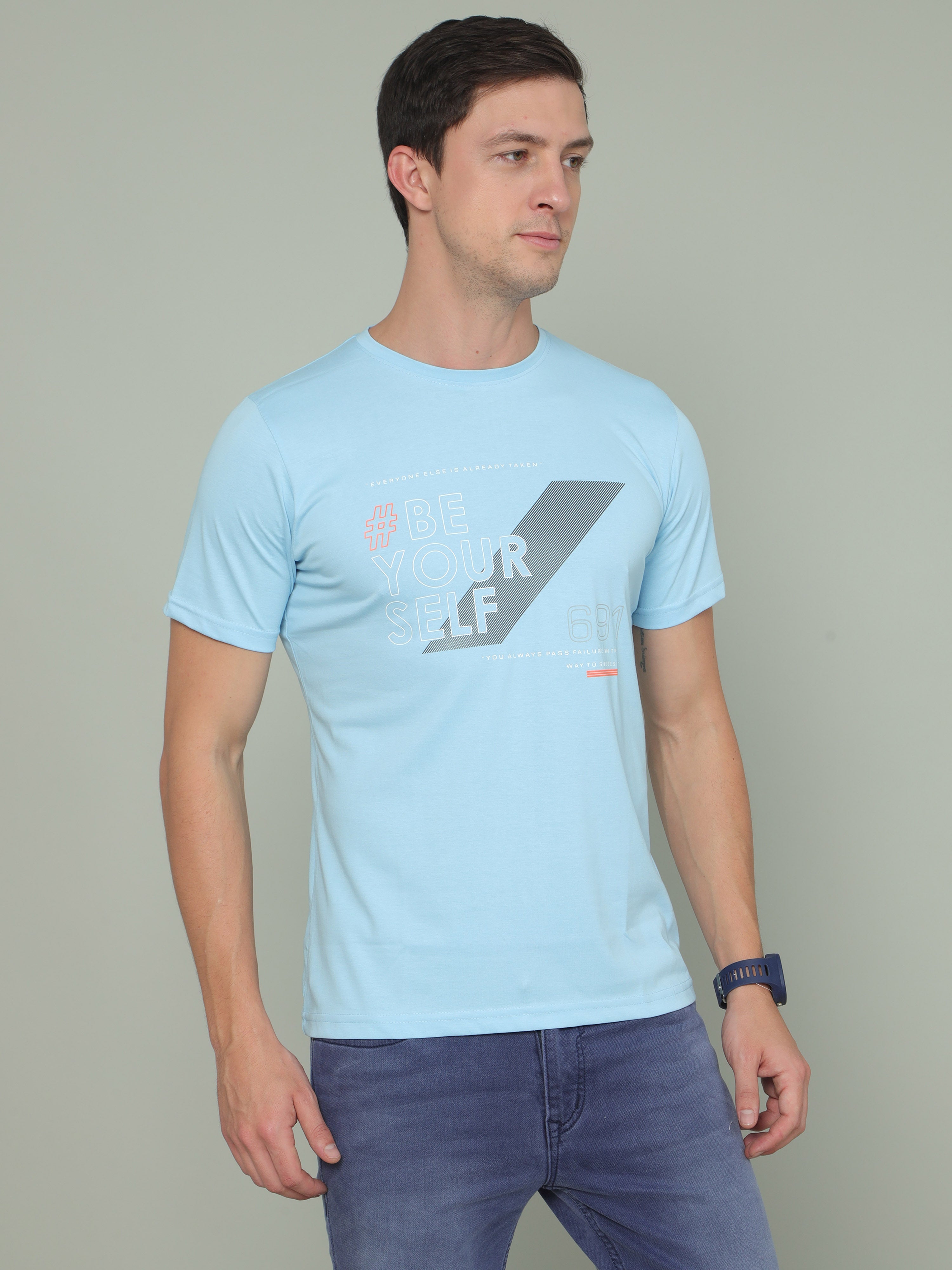 Men's Sky Blue Regular Fit Printed Crew Neck Half Sleeves T-Shirt