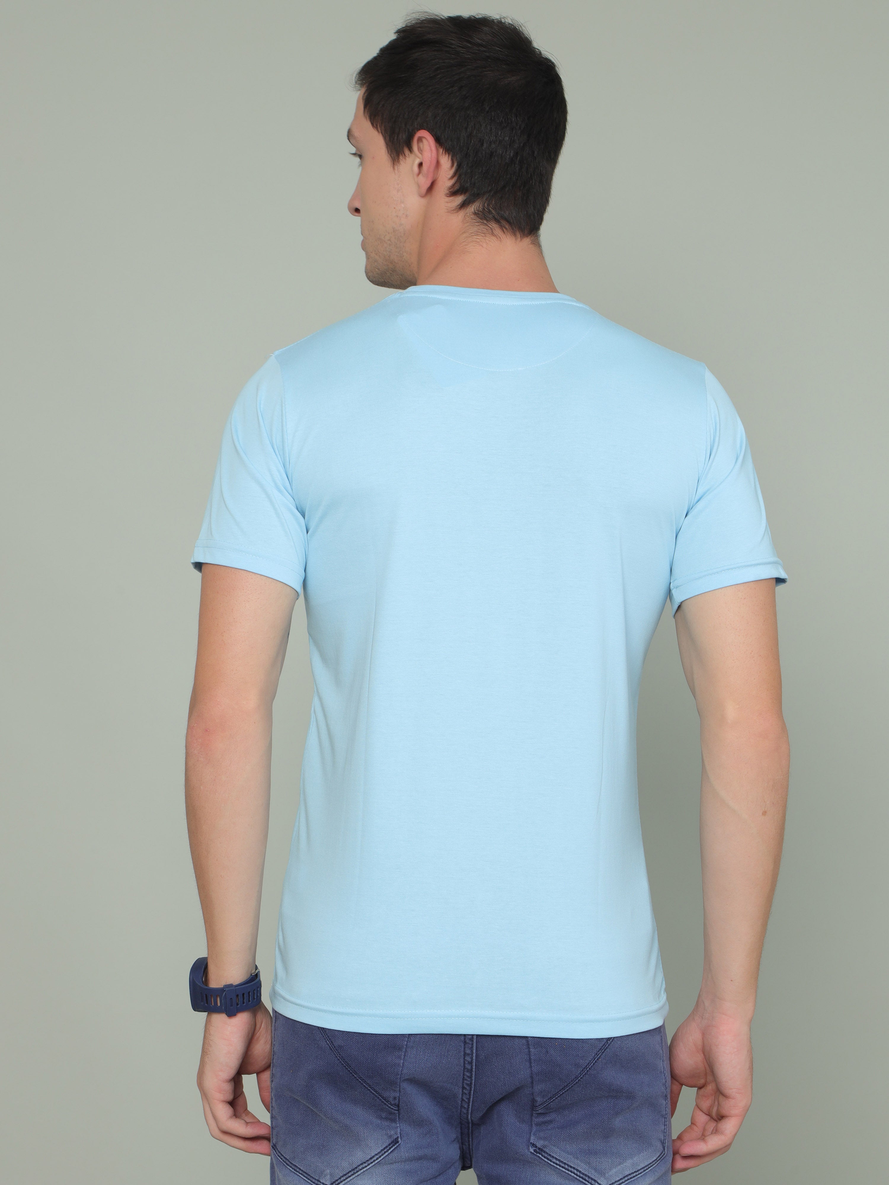 Men's Sky Blue Regular Fit Printed Crew Neck Half Sleeves T-Shirt