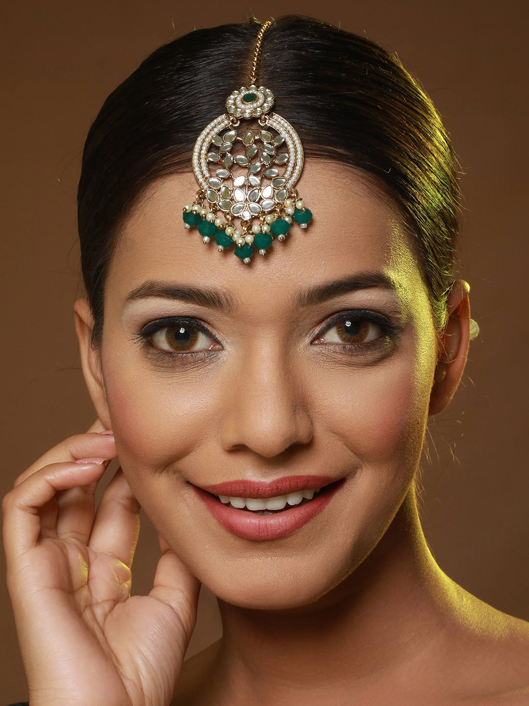 Gold-Plated & Kundan-Studded Green Maangtikka