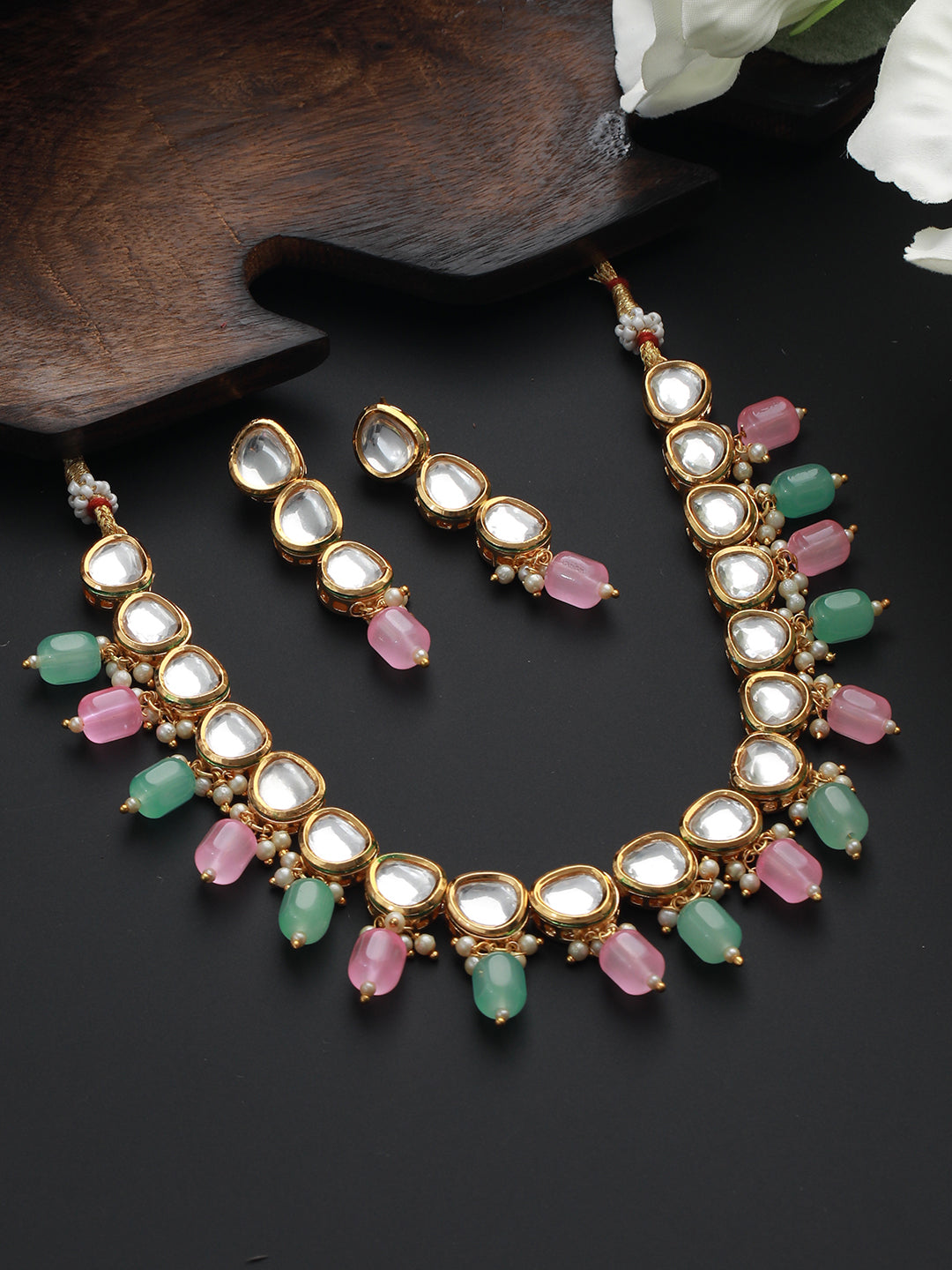 Gold-Plated Kundan-Studded & Beaded Jewellery Set