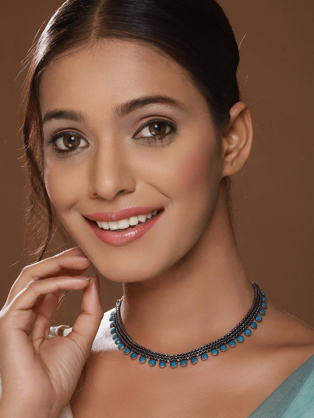 Gold-Plated Kundan-Studded &amp; Beaded Jewellery Set