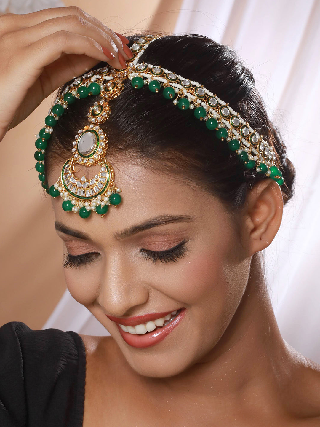 Gold-Plated Green & White Kundan-Studded & Pearls Beaded Sheeshphool Mathapatti