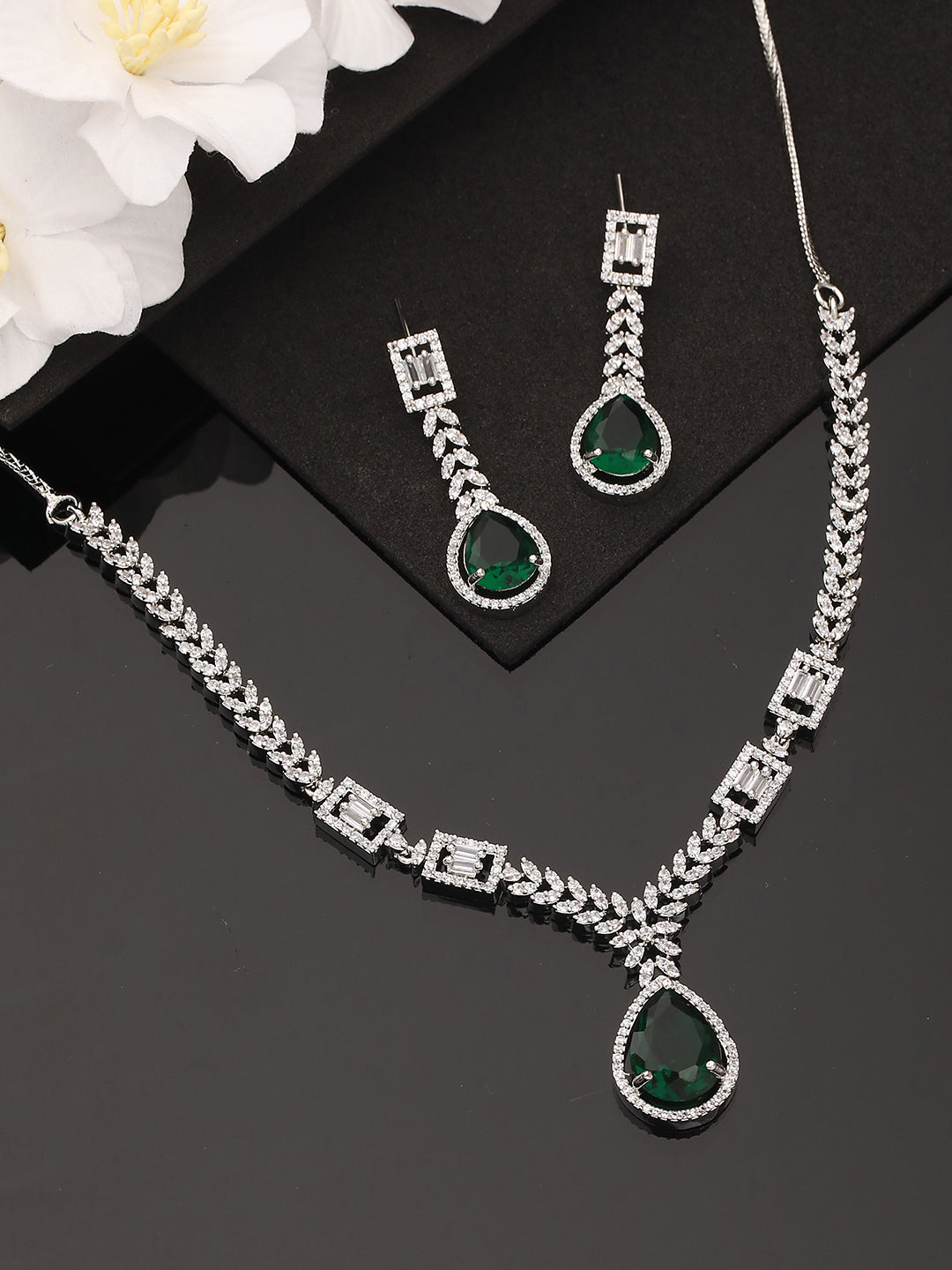 Silver-Plated Green American Diamond-Studded Jewelry Set