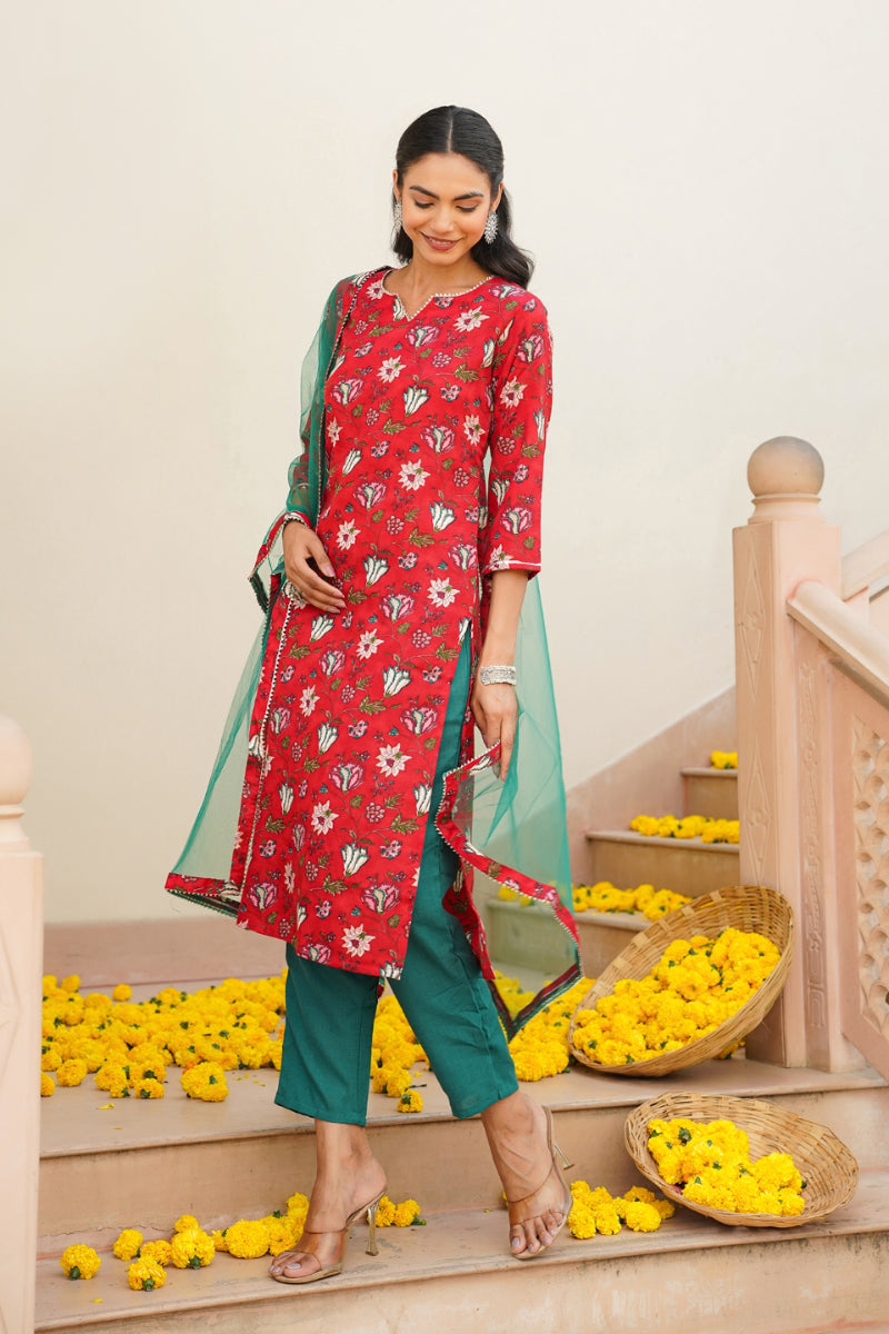 Red Rayon blend Floral Straight Kurta Pant With Dupatta