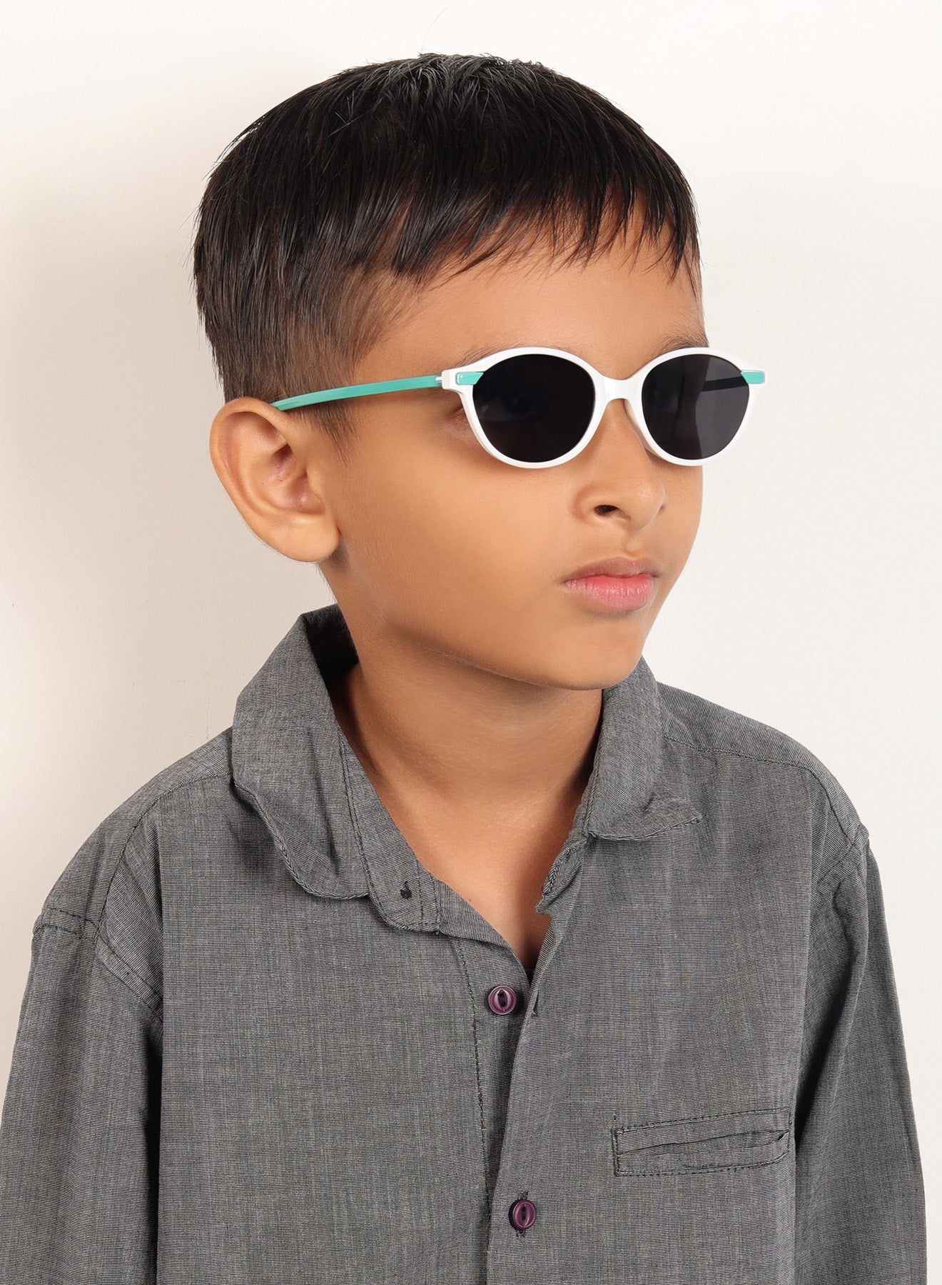 White Bubblebeam Kids Oval Sunglasses - View 4