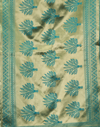 AXONIT Wedding & Festive Jacquard Saree with Heavy Zari Weaving