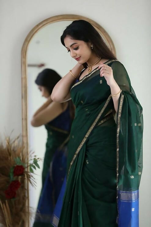 AXONIT Lightweight Cotton Saree with Zari Butti – Ideal for Daily & Festive Wear