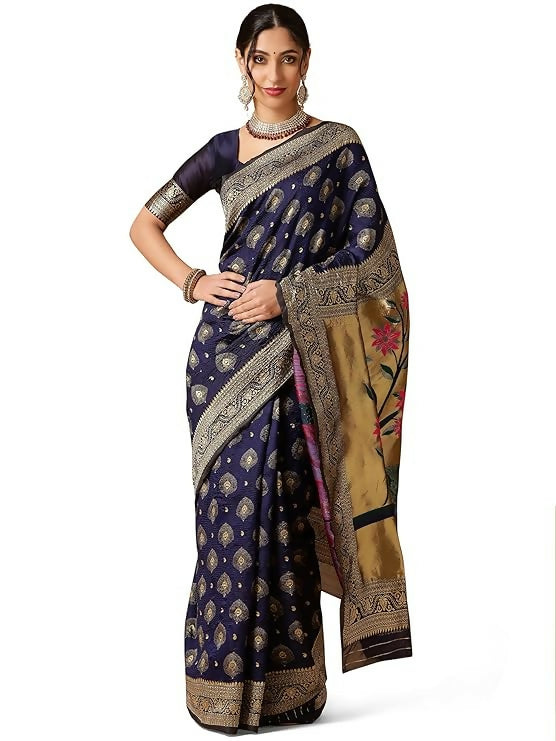 AXONIT Jacquard Silk Saree – Golden Zari Peacock Design, Festive Wear