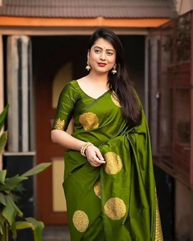 AXONIT Traditional Banarasi Silk Saree with Golden Zari Border & Pallu
