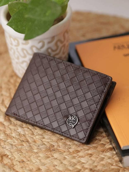 Men Ethnic ,Trendy Black Genuine Leather Wallet (4 Card Slots) - HalfPe