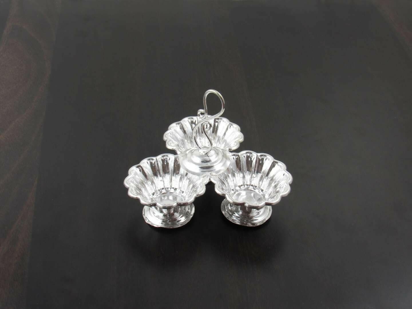 Silver Plated Big Three-in-One Flower Jod Kamal - HalfPe