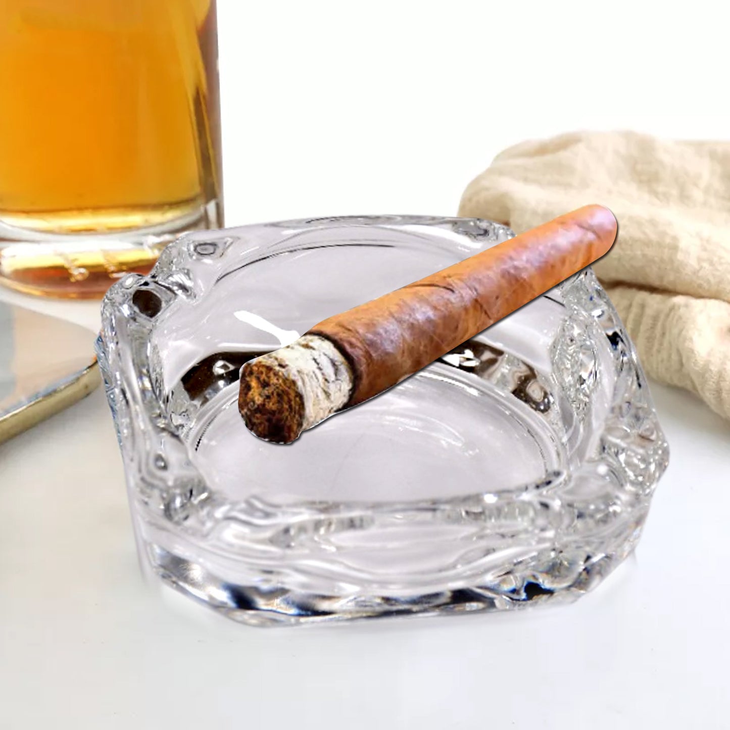 Glass Brunswick Crystal Quality Cigar Cigarette Ashtray Round Tabletop For Home Office Indoor Outdoor Home Decor