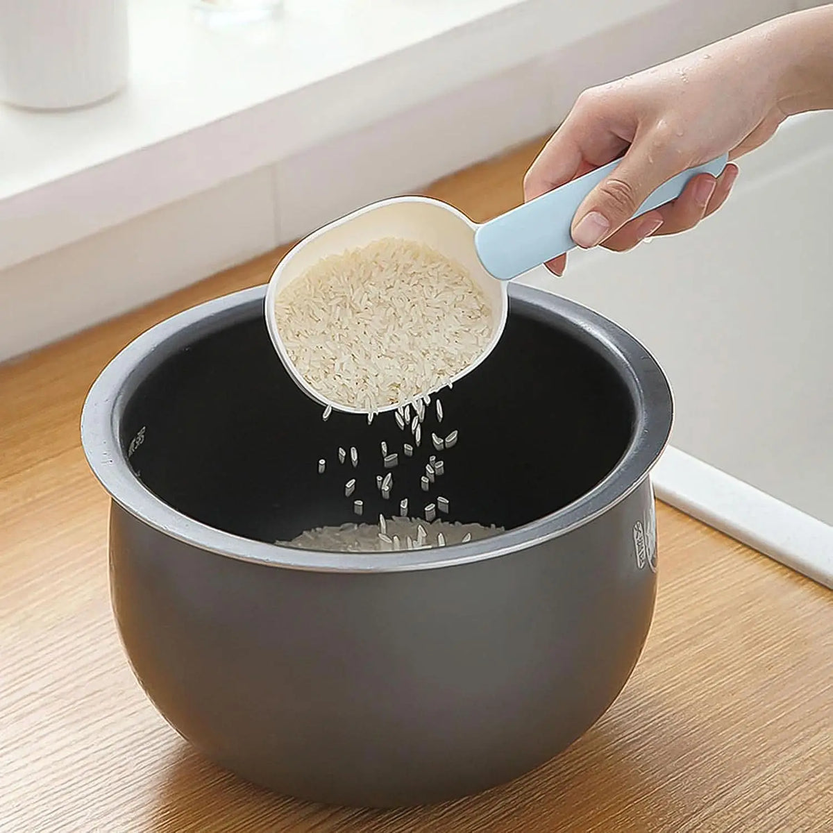 Large Plastic Measuring Spoons Flour Scoops For Home Kitchen (1 Pc) HP DD