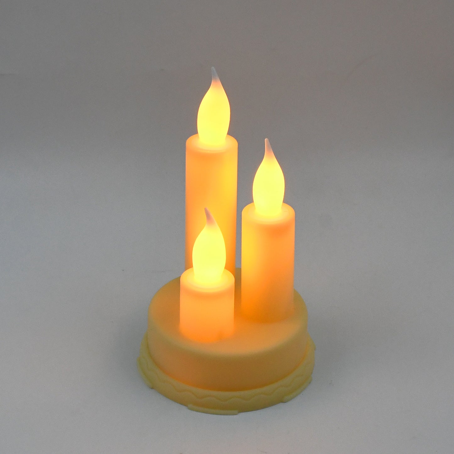 LED Taper Candles, Realistic Battery Operated Flickering Flameless Candles in Warm White Electric  Candles (1 PC)