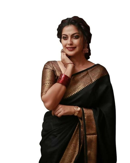 AXONIT Emerald Elegance Jacquard Silk Saree with Rich Gold Zari Pallu