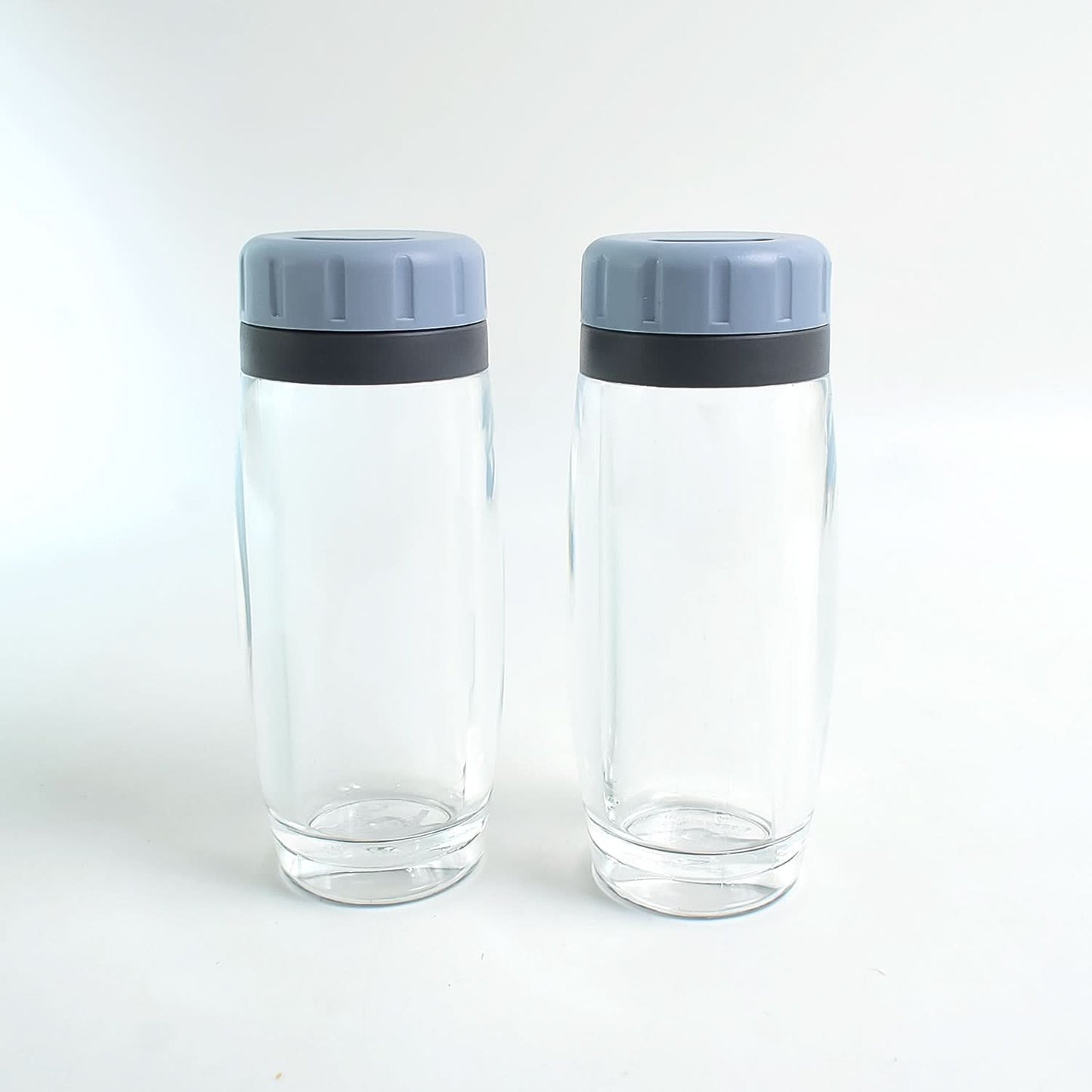 Apex Acrylic Salt And Pepper Shaker Set Of 2