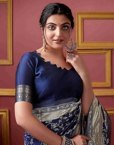 AXONIT Soft Silk Saree with Golden Zari Floral & Peacock Weaving