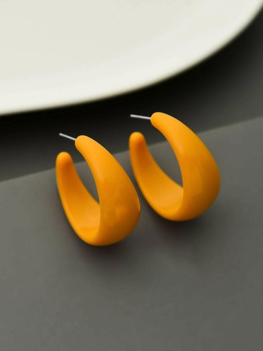 Fashion Acrylic C-Shape Chunky Hoop Earrings for Women – Simple Personality Statement Jewelry – Lightweight & Trendy Accessory MK Collections