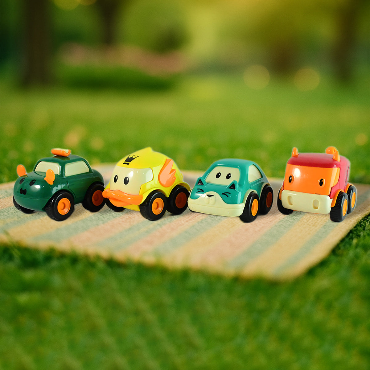 Funwoods 4-Piece Animal Cartoon Pull-Back Toy Car Set Cute Friction Powered Vehicles for Kids (4 Pc  Set)
