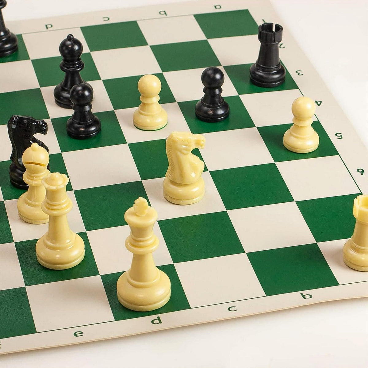 Small Premium Portable Chess Set Plastic Chess Pieces (1 Set  / 34x34 Cm)