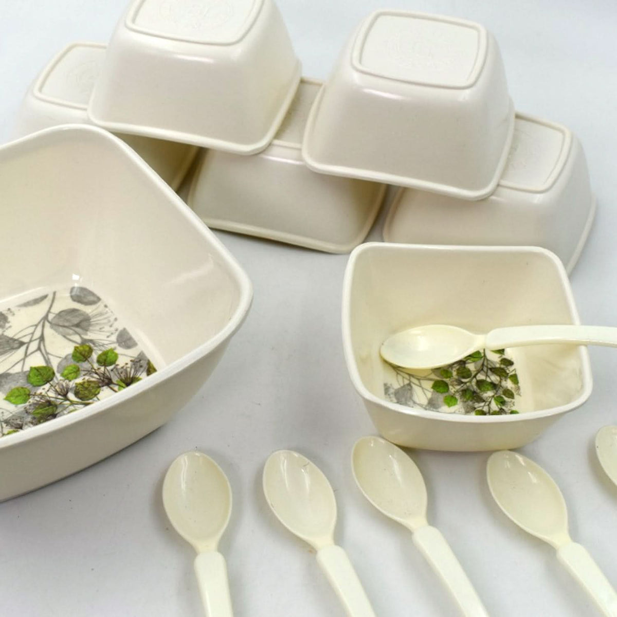 13-Piece Pudding Cutlery Set HP DD