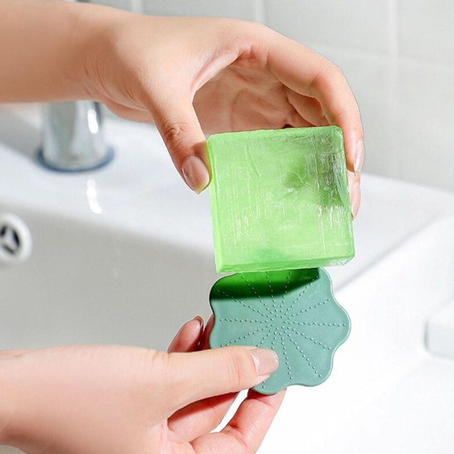 Foaming Face Cleanser Shaker Winter & Summer Use