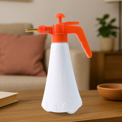 Handheld Pressure Water Sprayer Bottle (1 Ltr)