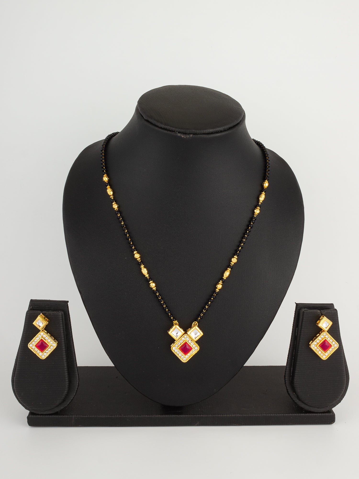 Kundan Mangalsutra Set with Pink Stone Square Pendant and Matching Earrings – View 5 | Aadita Jewelry