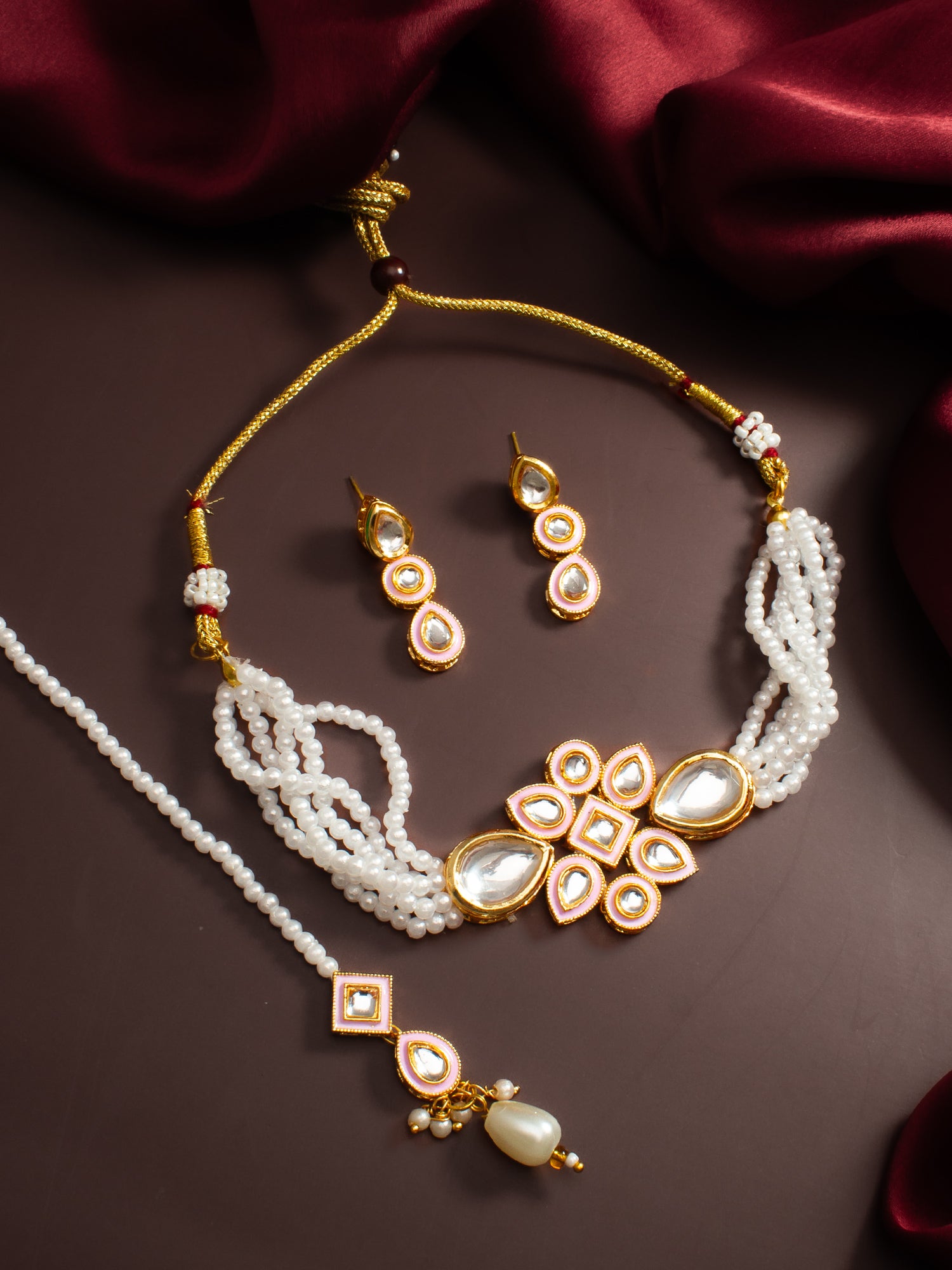 White Kundan Pearl Bridal Necklace Set with Maang Tikka – View 5 | Aadita Jewelry