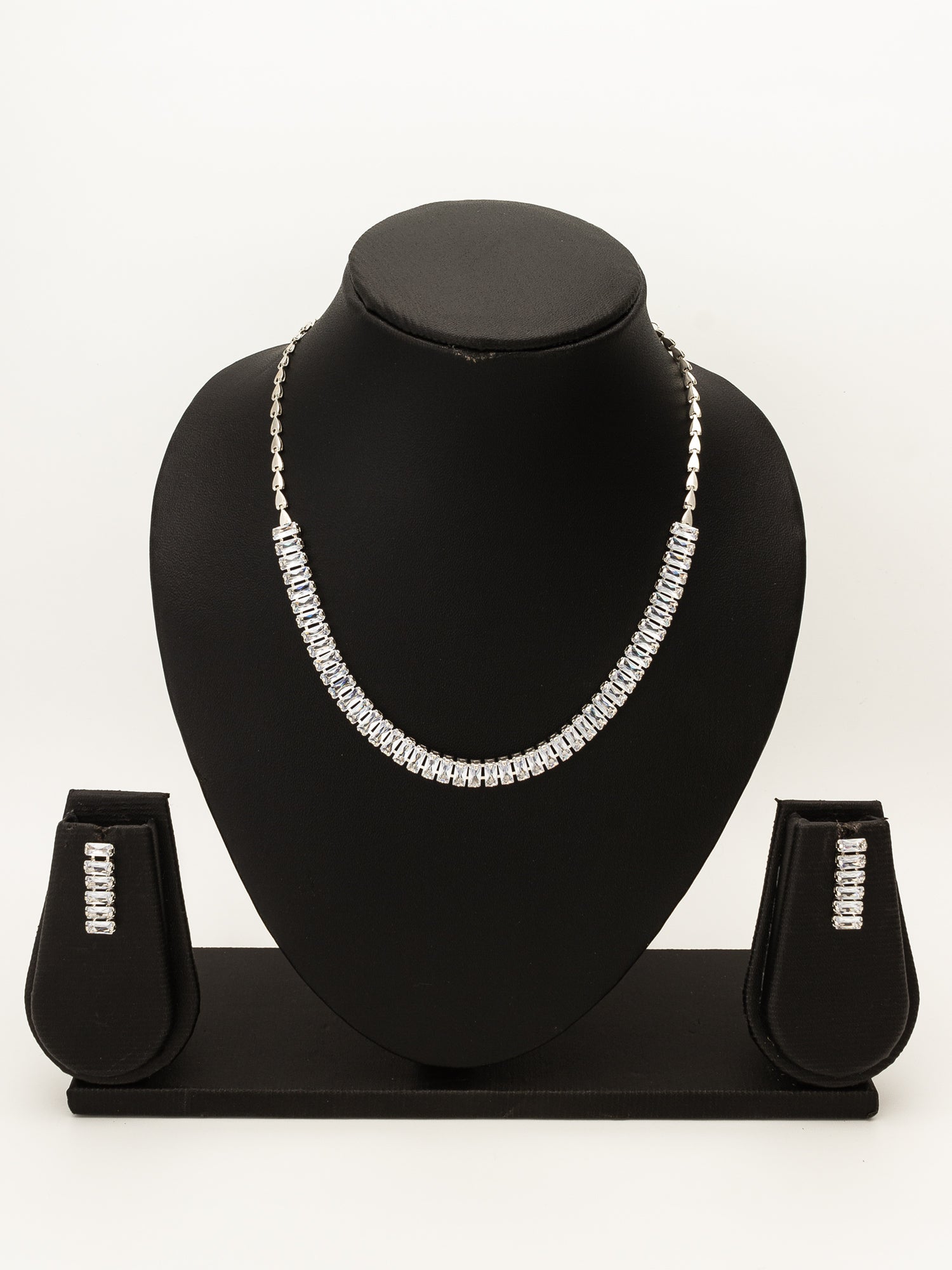 Contemporary American Diamond Necklace Set with Rectangular Stone Pattern – View 4 | Aadita Jewelry