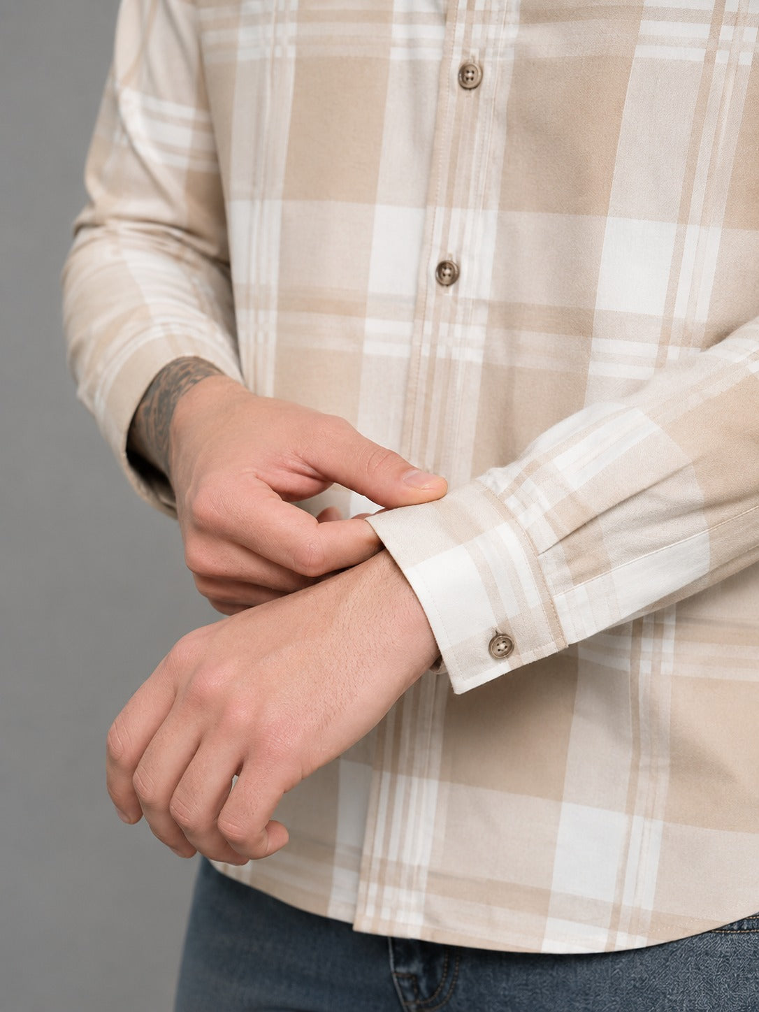Henshika Men Checkered Casual Full Sleeve Shirt – New Chex – Beige