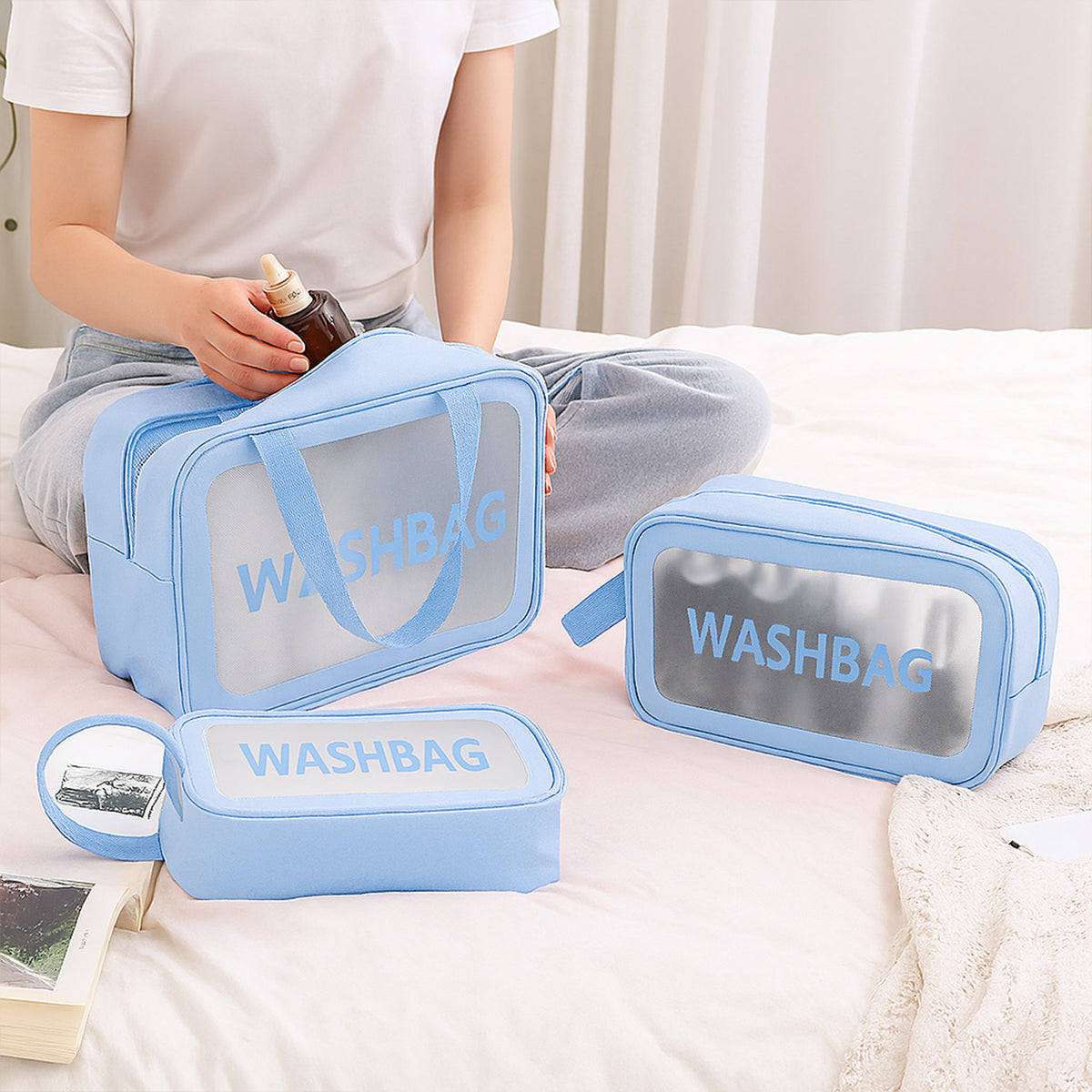 3-Piece Waterproof Transparent Travel Toiletry Bag Set ofMultipurpose Zippered Washbag Organizer Kit with Handle of Portable Makeup Pouch