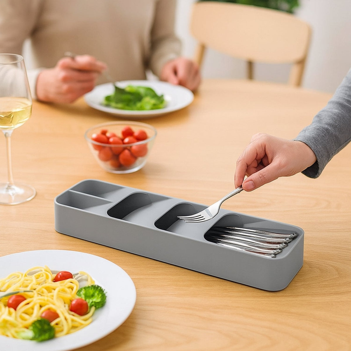 1 Pc Cutlery Tray Box Used For Storing Cutlery Items And Stuffs Easily And Safely. HP DD